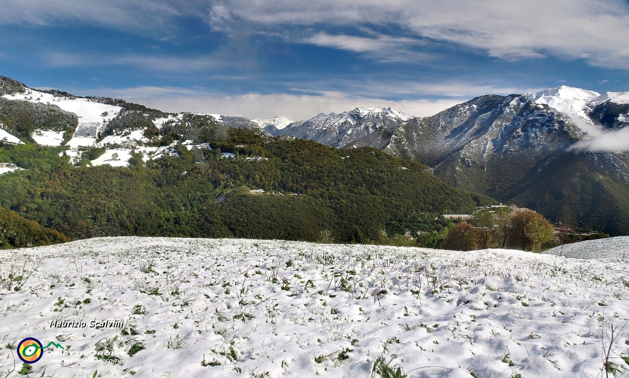 24 Panorama verso l'alta valle....JPG